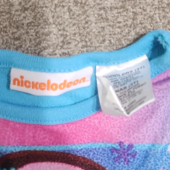 4 Pajamas - Picture 9 of 10